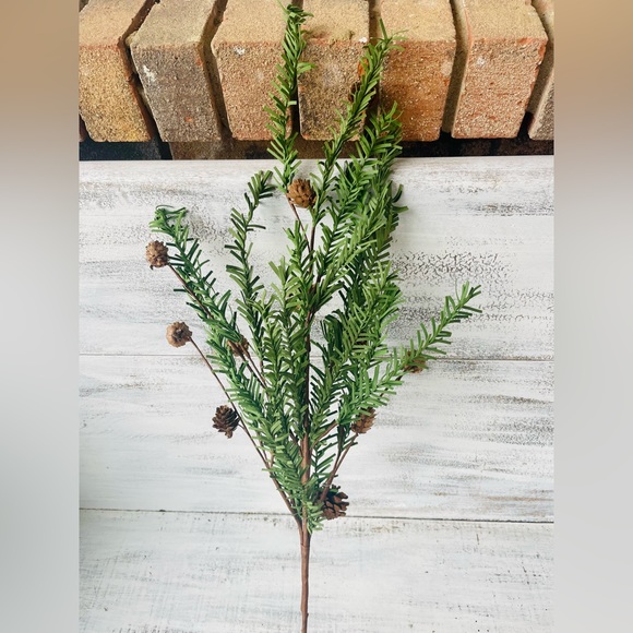 *Pine With Pinecones Artificial Pick, 32” - Picture 8 of 11